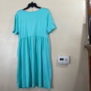 Shop Basic X-Large V-Neck Green Dress🏈